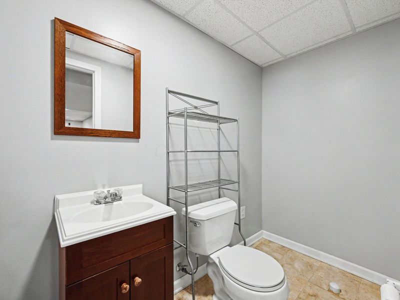 110 Kastlekove Drive, Lewis Center, OH 43035 Photo 37