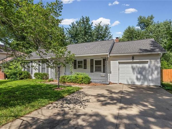 9622 Lowell Avenue, Overland Park, KS 66212