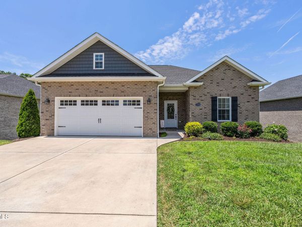 1344 Osler Court, Piney Flats, TN 37686