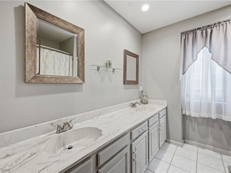 3218 Hummingbird Hill Drive, Poland, OH 44514 Photo 18