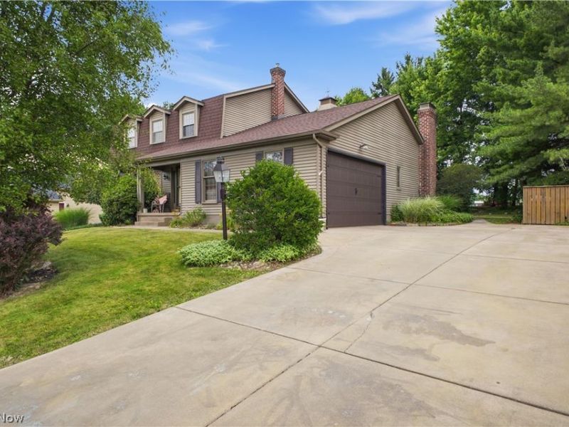 3218 Hummingbird Hill Drive, Poland, OH 44514 Photo 3