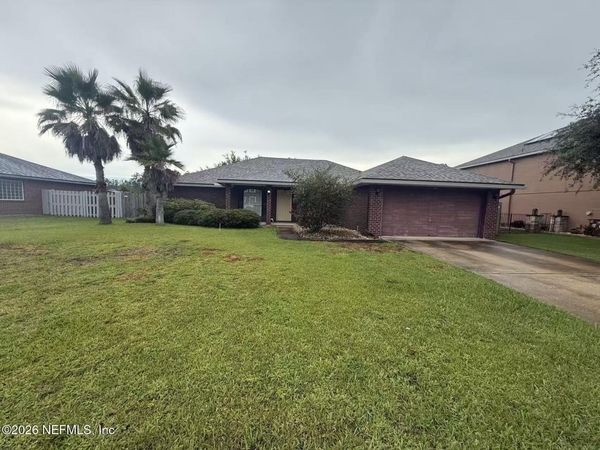 1666 AVENGER Lane, Jacksonville, FL 32221