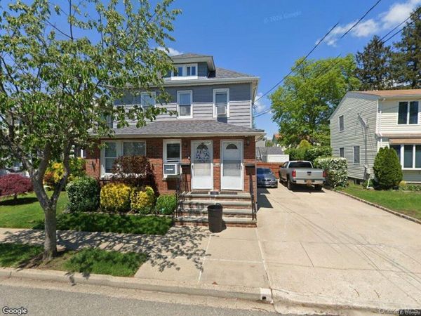 35 1st Street , New Hyde Park, NY 11040