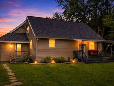 11434 Harrison Road , Medina, NY 14103