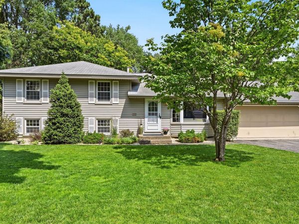 10925 Russell Avenue S, Bloomington, MN 55431