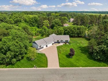 17007 Vickers Street NE, Ham Lake, MN 55304