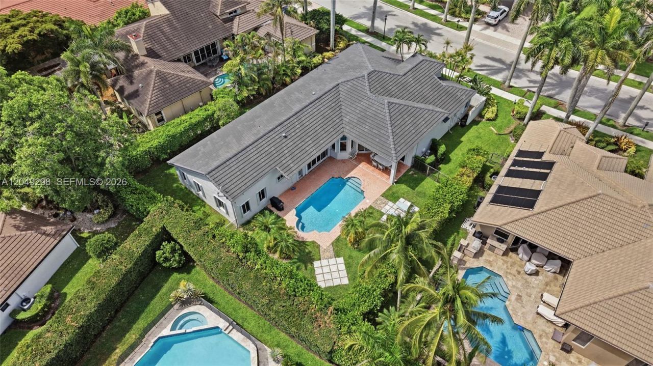 2542 Eagle Run Dr , Weston, FL 33327 Photo