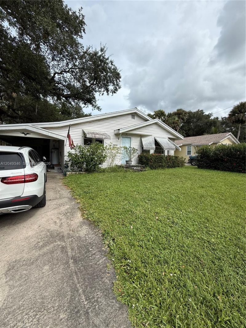 229 Granada Blvd. , Fort Myers, FL 33905 Photo