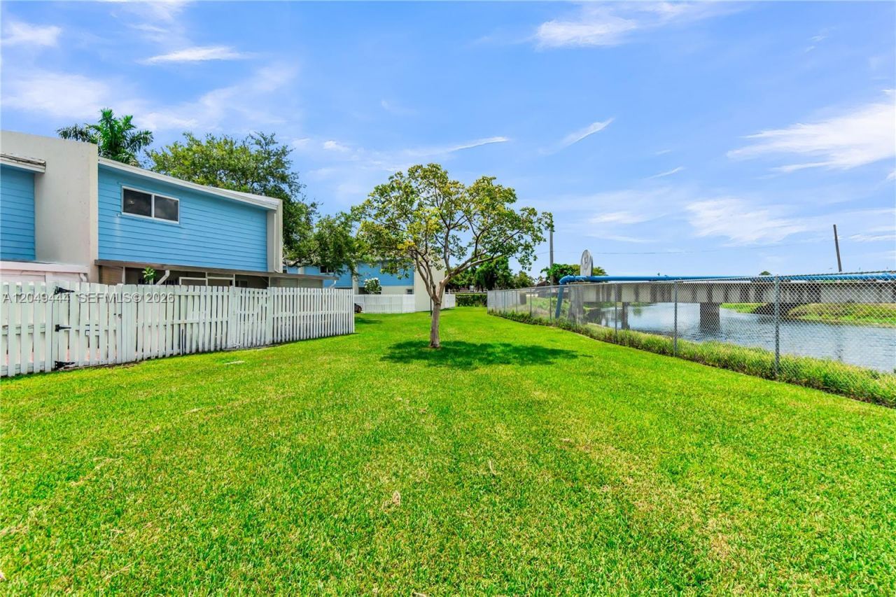 22334 SW 103rd Ct, Cutler Bay, FL 33190 Photo