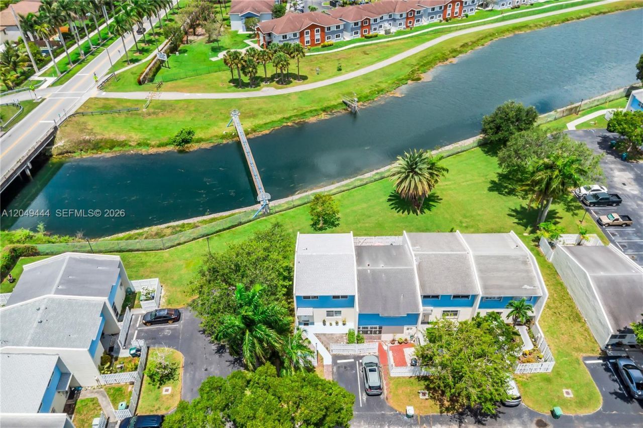 22334 SW 103rd Ct, Cutler Bay, FL 33190 Photo