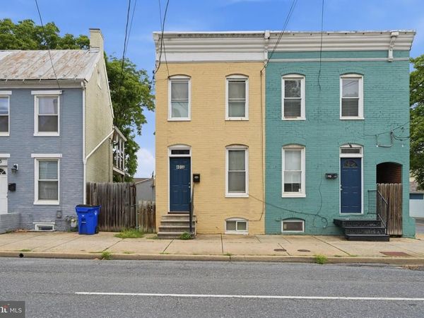 403 A W SOUTH STREET, FREDERICK, MD 21701