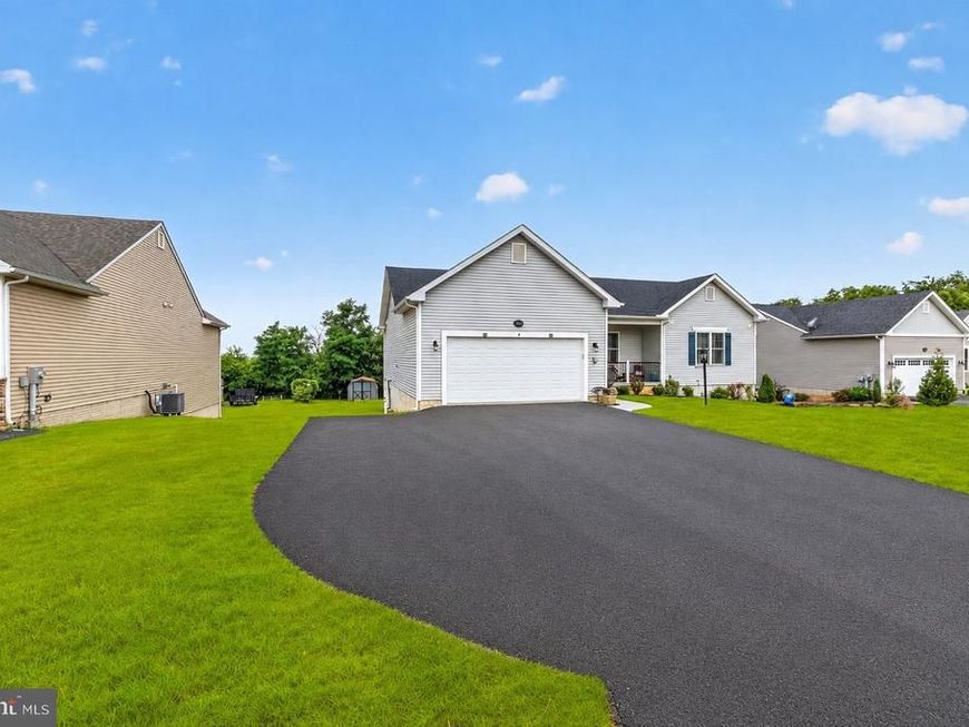 13862 Patriot Way, Hagerstown, MD 21740 Main Photo