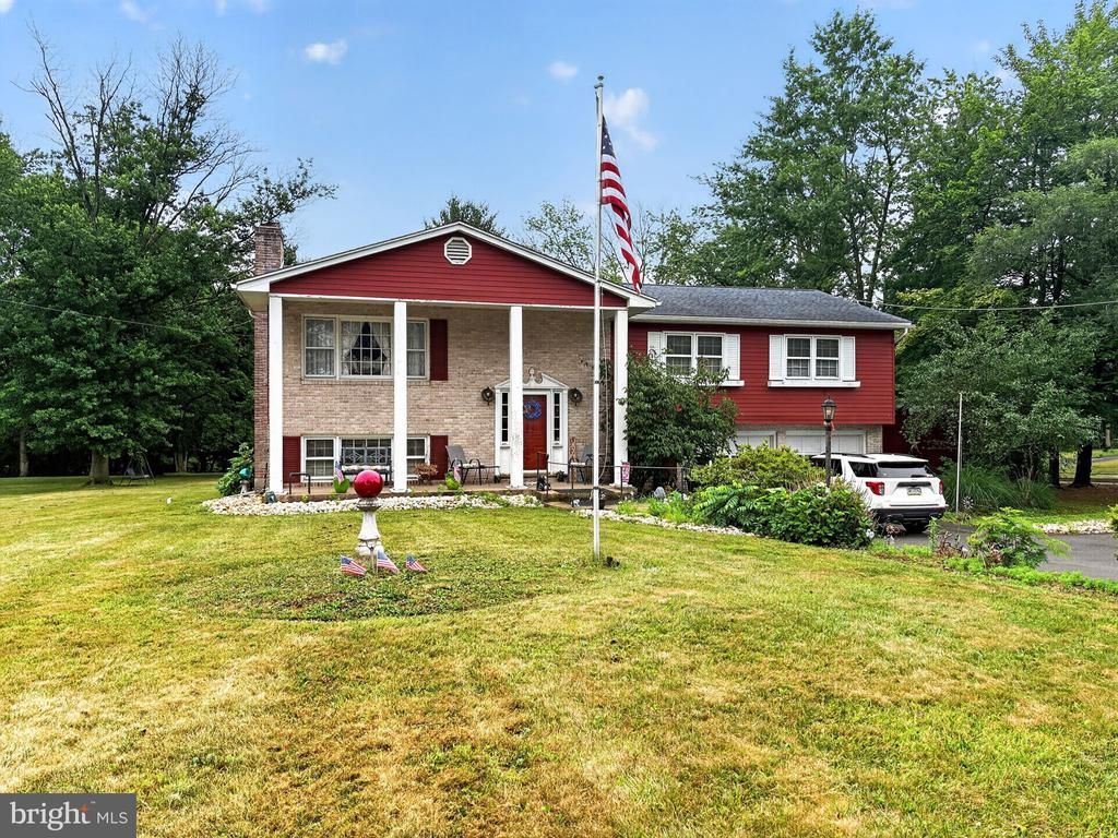 50 E 7TH AVENUE , TRAPPE, PA 19426
