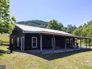 3257 IDA ROAD, LURAY, VA 22835