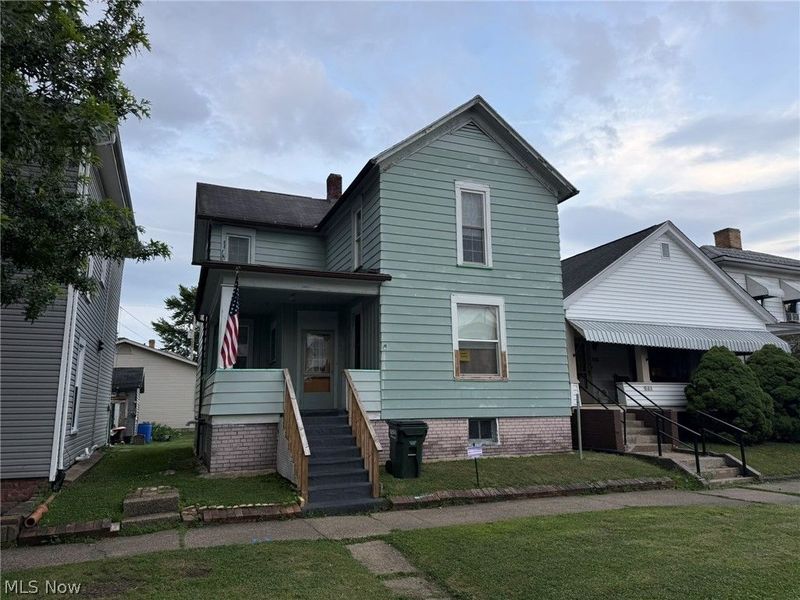 525 N Dawson Street, Uhrichsville, OH 44683 Photo 1