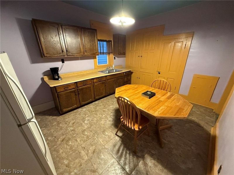 525 N Dawson Street, Uhrichsville, OH 44683 Photo 10