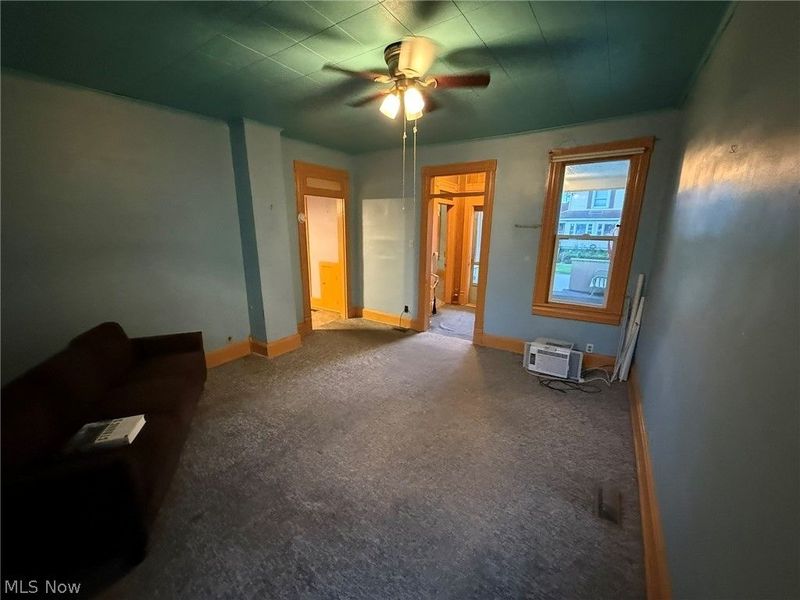 525 N Dawson Street, Uhrichsville, OH 44683 Photo 7