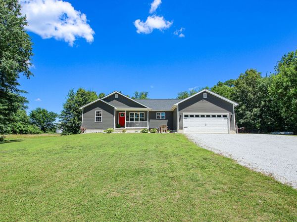 1174 E 1275 N , Wheatfield, IN 46392