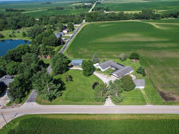 122 County Road 2150 North, Mahomet, IL 61853