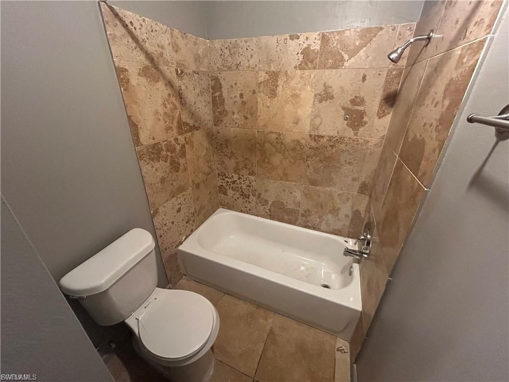 3704 Broadway, Unit 316, Fort Myers, FL 33901 Photo