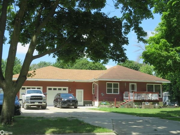 109 NW 8th Street, Pocahontas, IA 50574