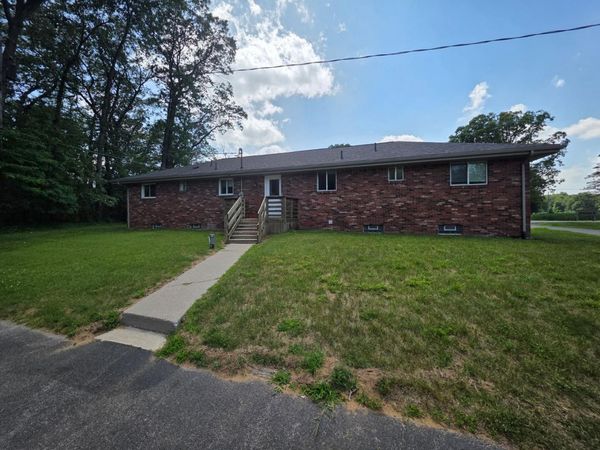3955 Whitehouse Spencer Road , Swanton, OH 43558