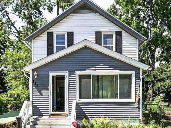 134 Hollis Street, Jackson, MI 49203