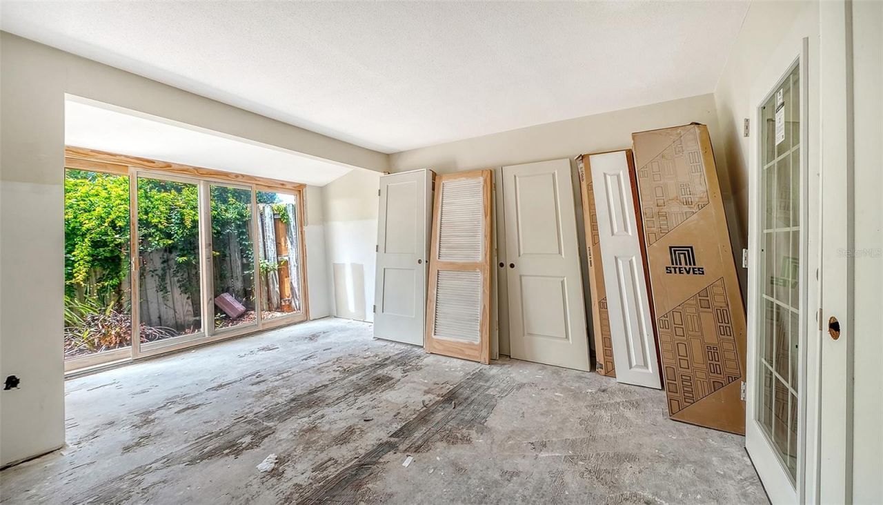 208 Hourglass Way, Unit V11, Sarasota, FL 34242 Photo
