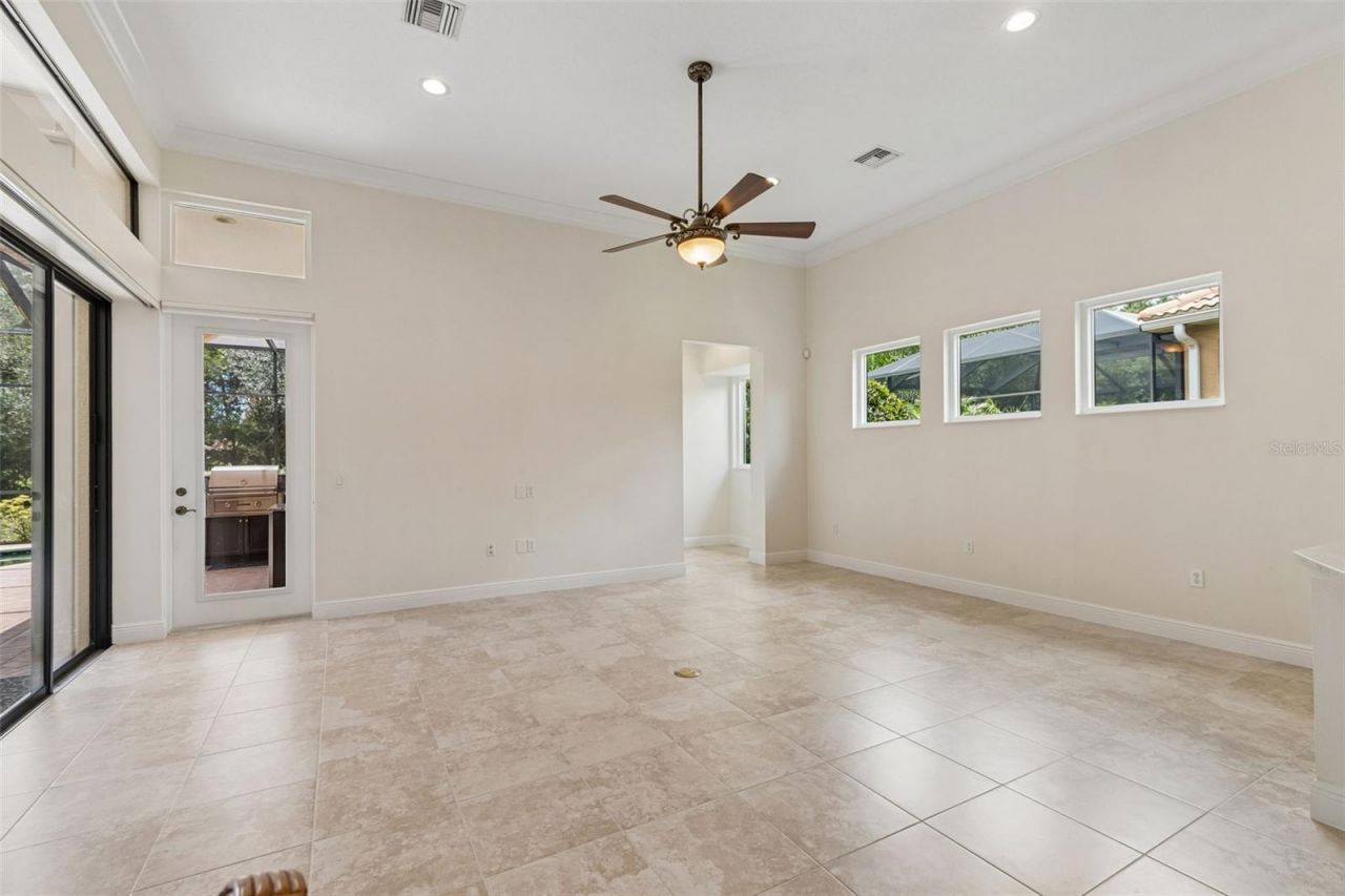 7222 Lake Forest Glen , Bradenton, FL 34202 Photo