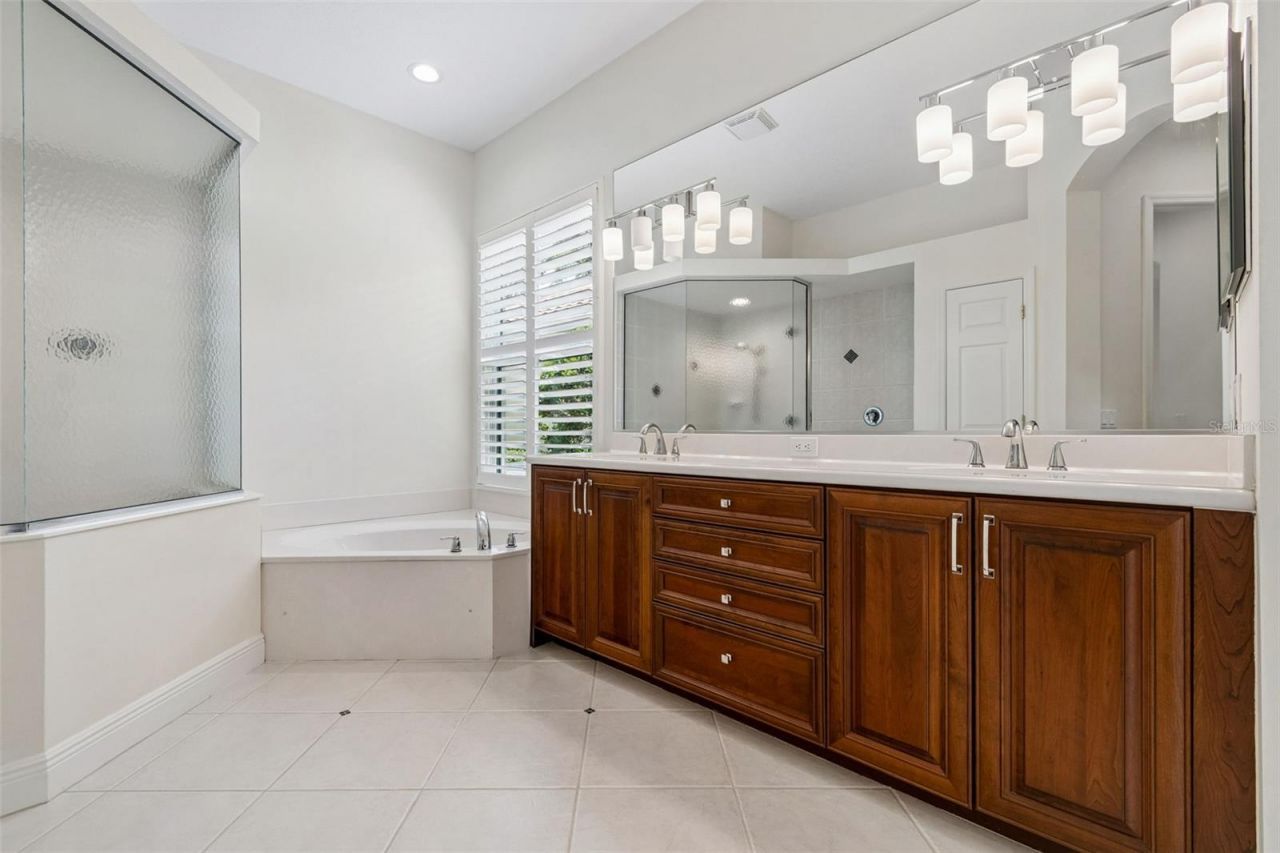 7222 Lake Forest Glen , Bradenton, FL 34202 Photo