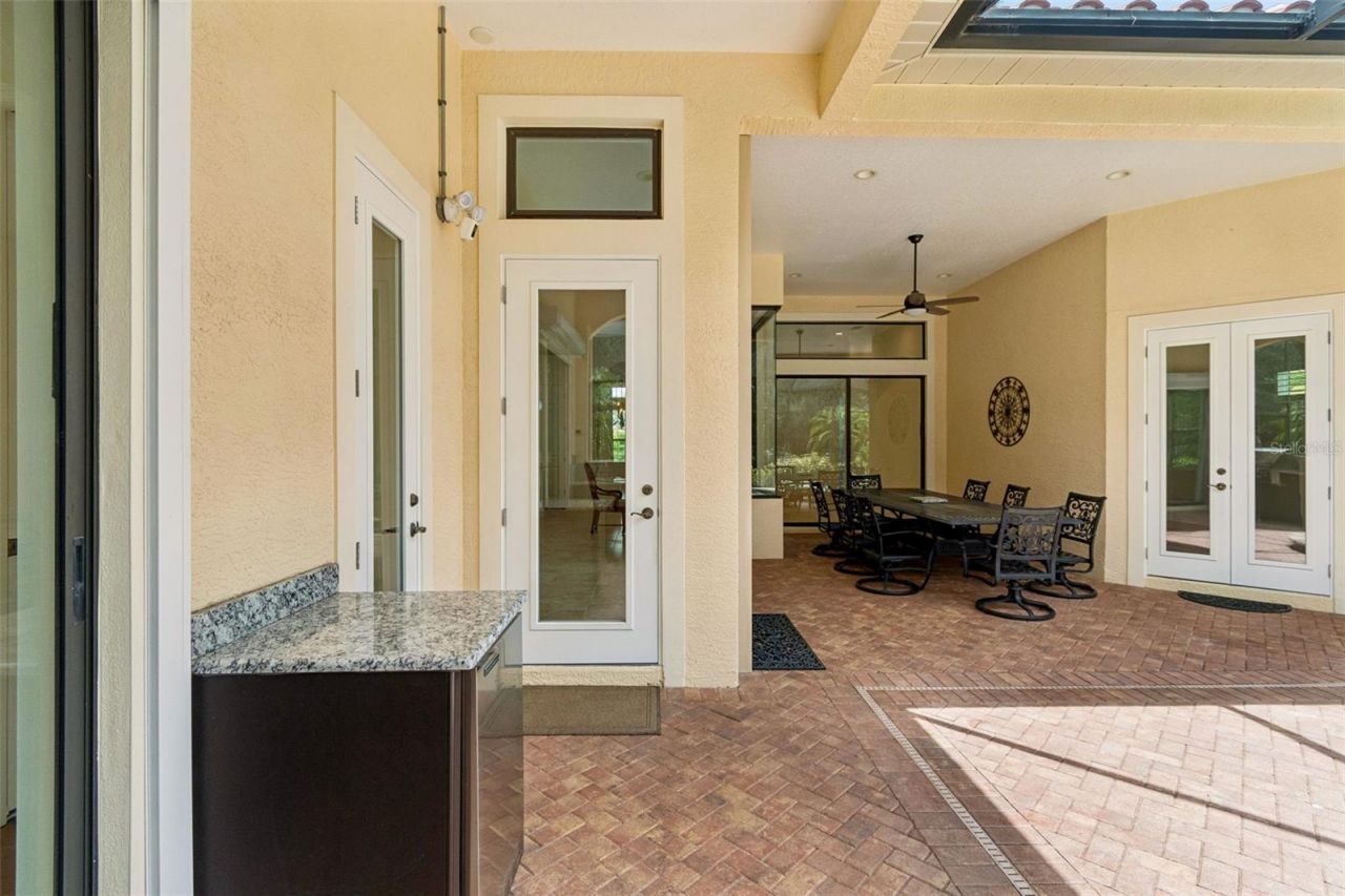 7222 Lake Forest Glen , Bradenton, FL 34202 Photo