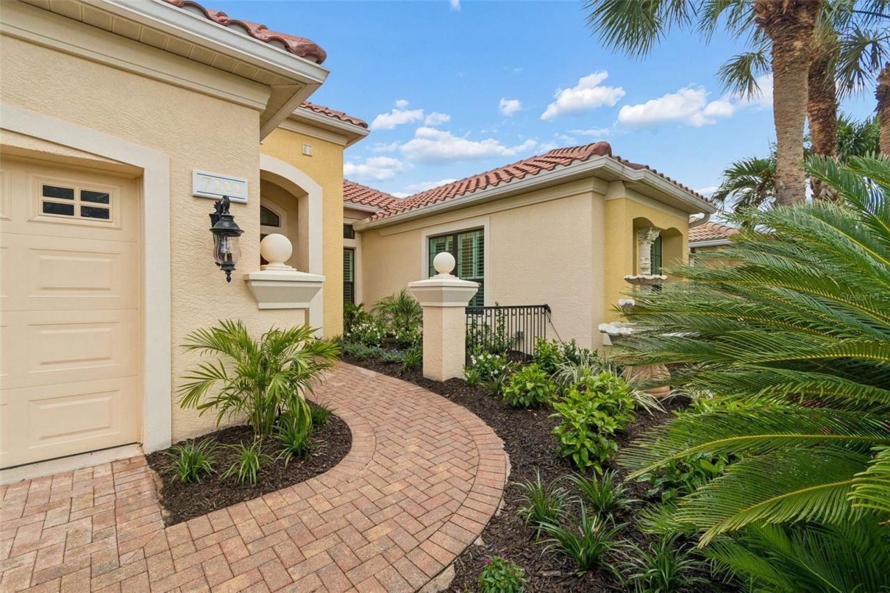 7222 Lake Forest Glen , Bradenton, FL 34202 Photo