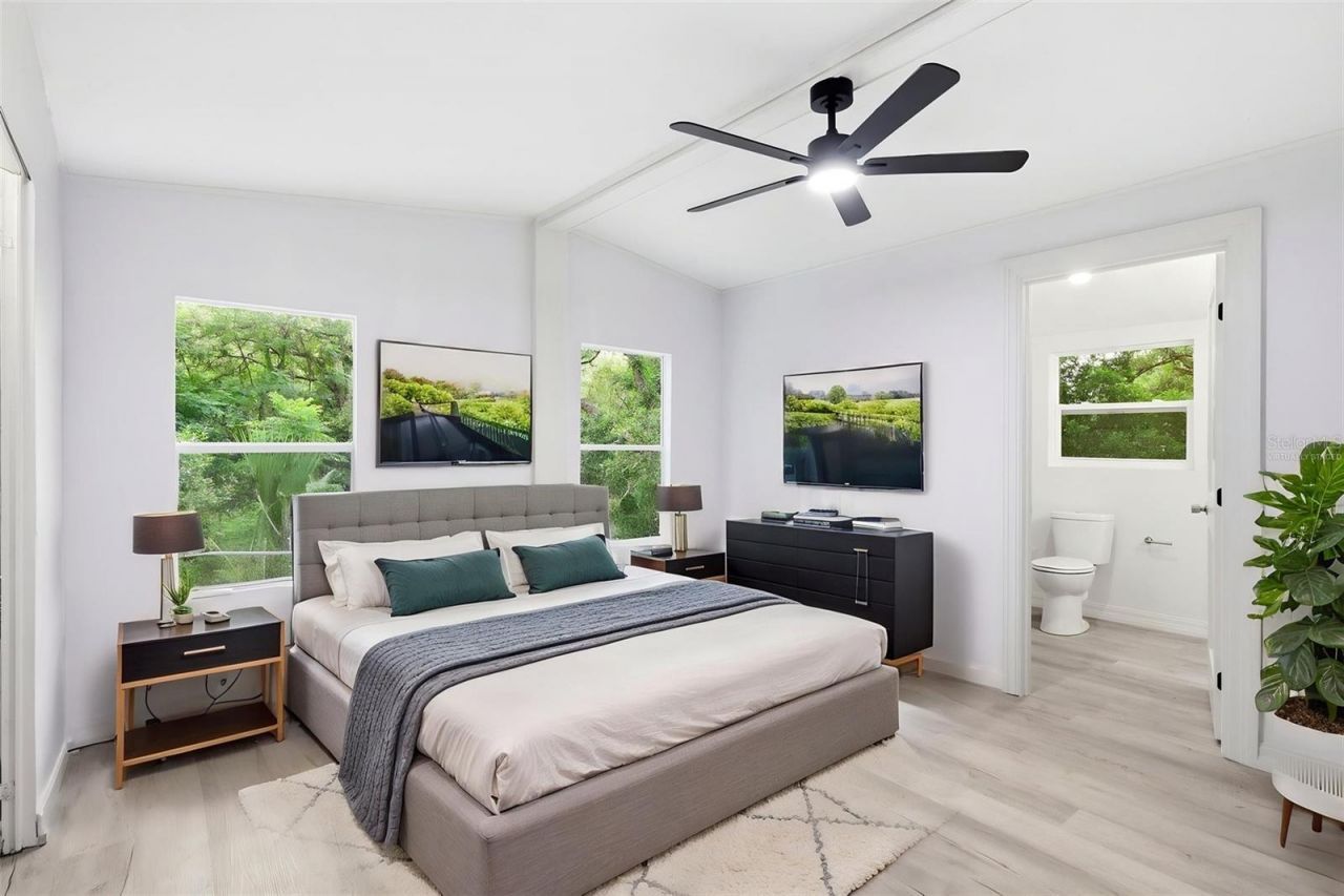 403 Acorn Circle , Fruitland Park, FL 34731 Photo
