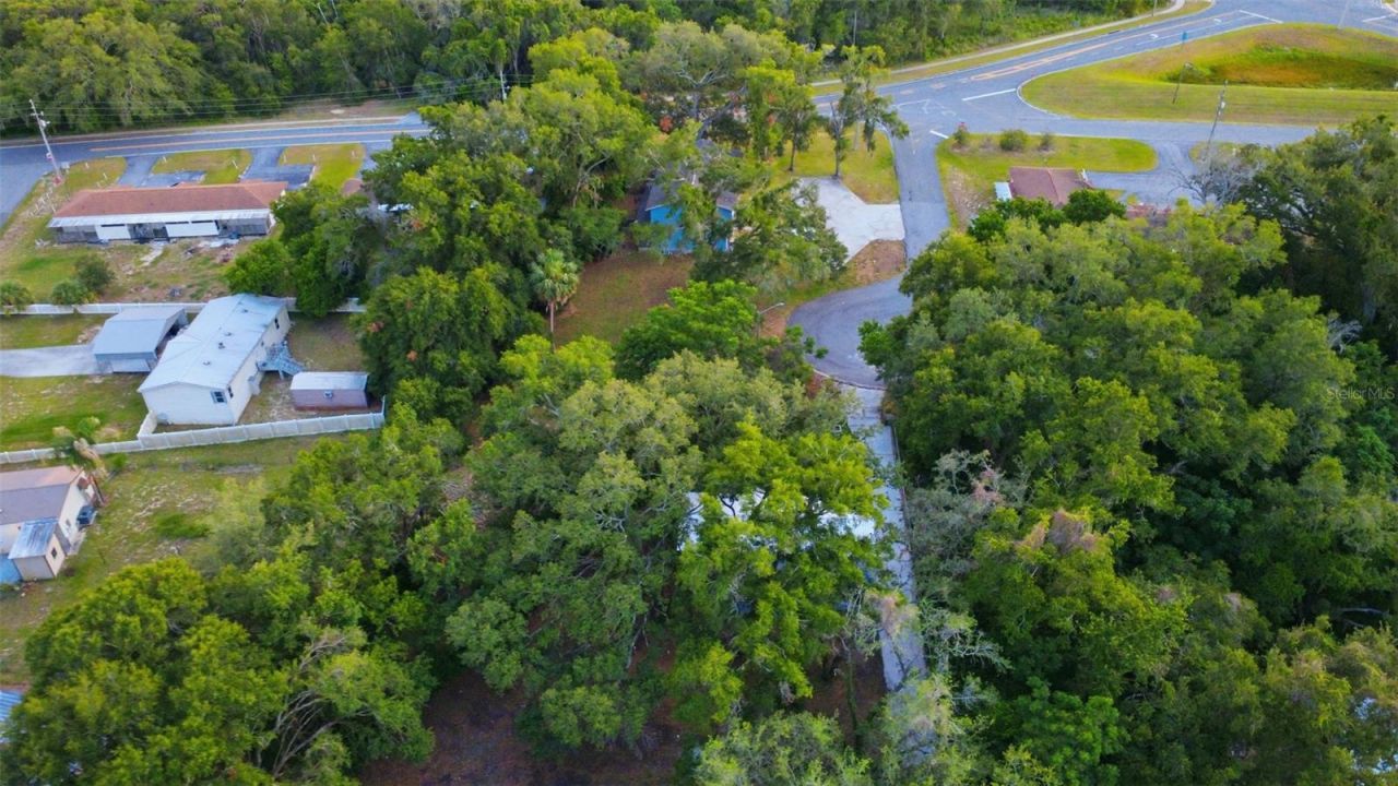 403 Acorn Circle , Fruitland Park, FL 34731 Photo