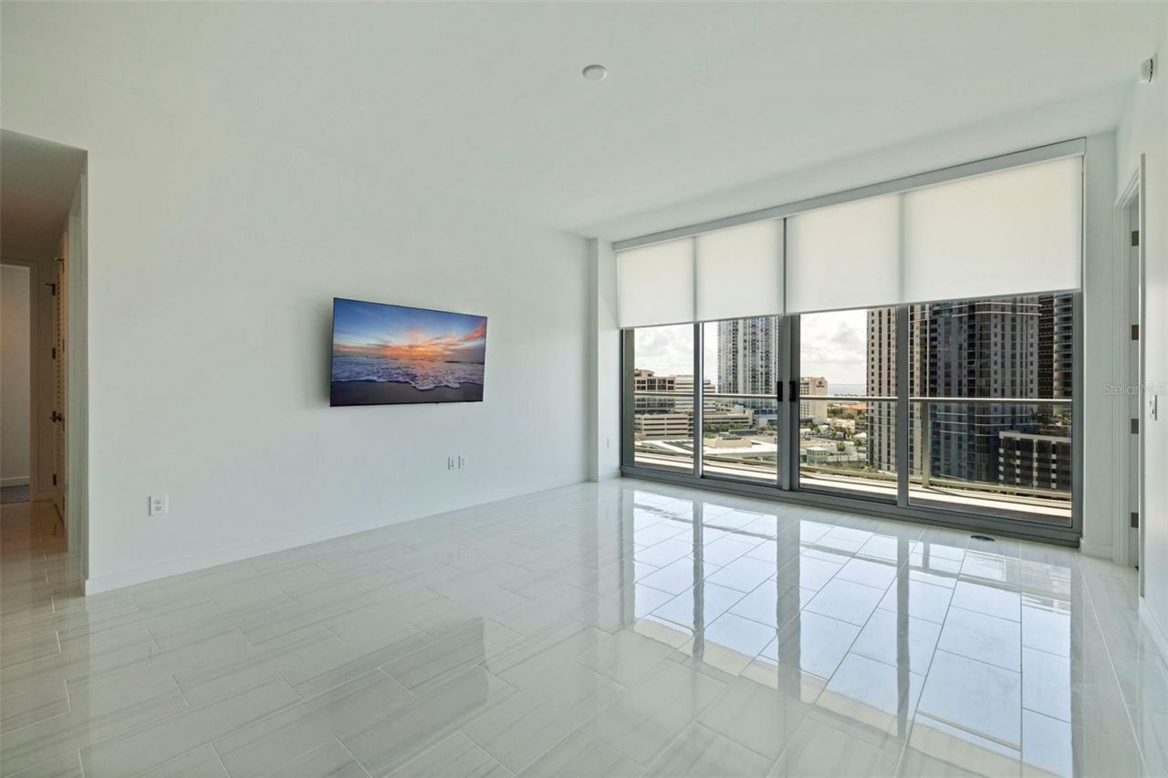 400 Central Avenue, Unit 1105, Saint Petersburg, FL 33701 Photo