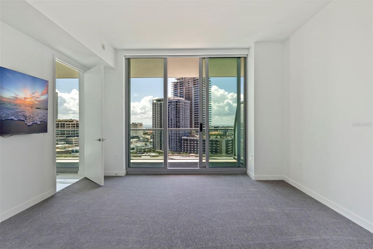 400 Central Avenue, Unit 1105, Saint Petersburg, FL 33701 Photo
