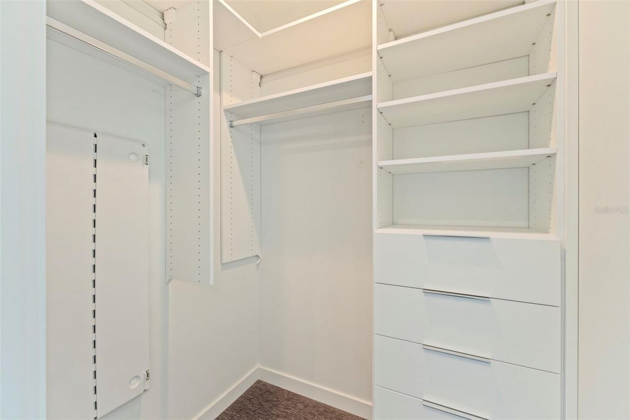 400 Central Avenue, Unit 1105, Saint Petersburg, FL 33701 Photo
