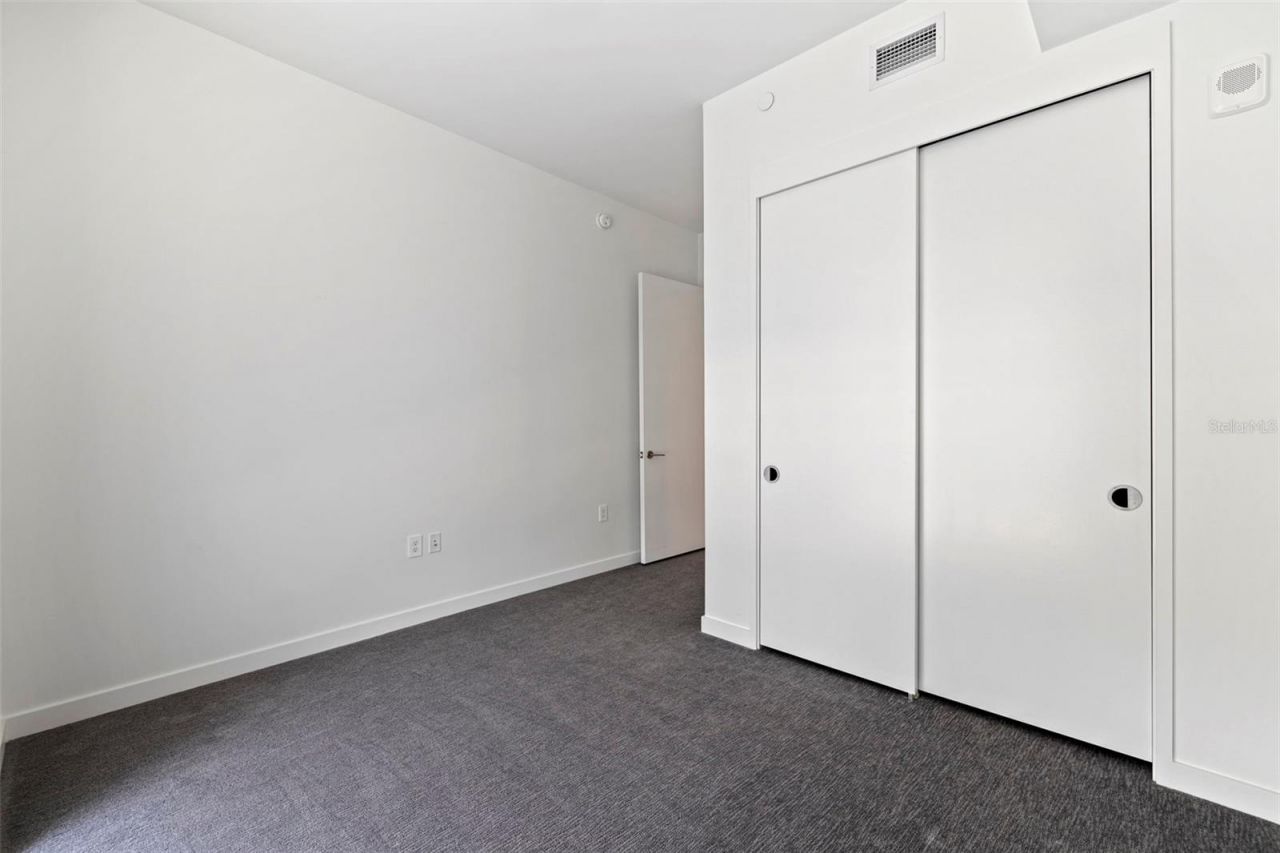 400 Central Avenue, Unit 1105, Saint Petersburg, FL 33701 Photo