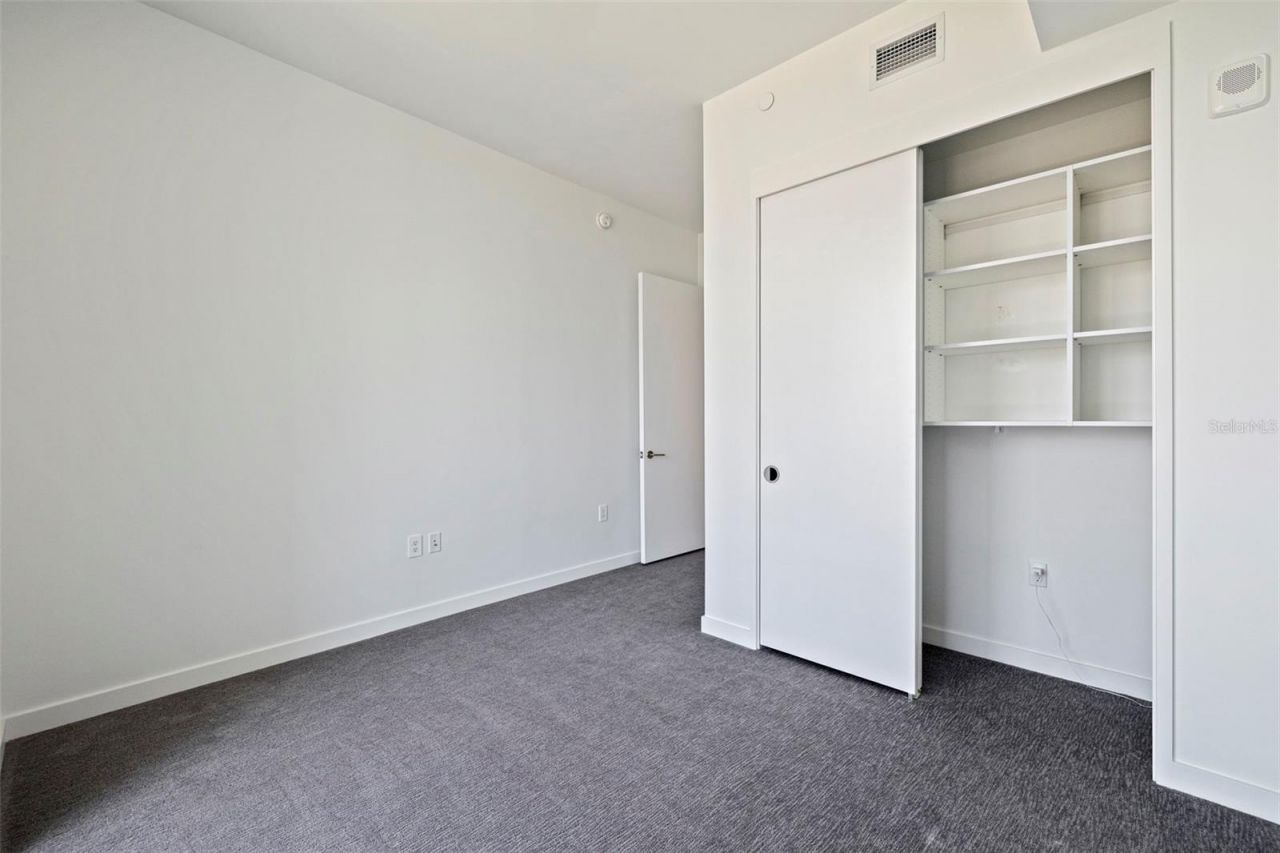 400 Central Avenue, Unit 1105, Saint Petersburg, FL 33701 Photo