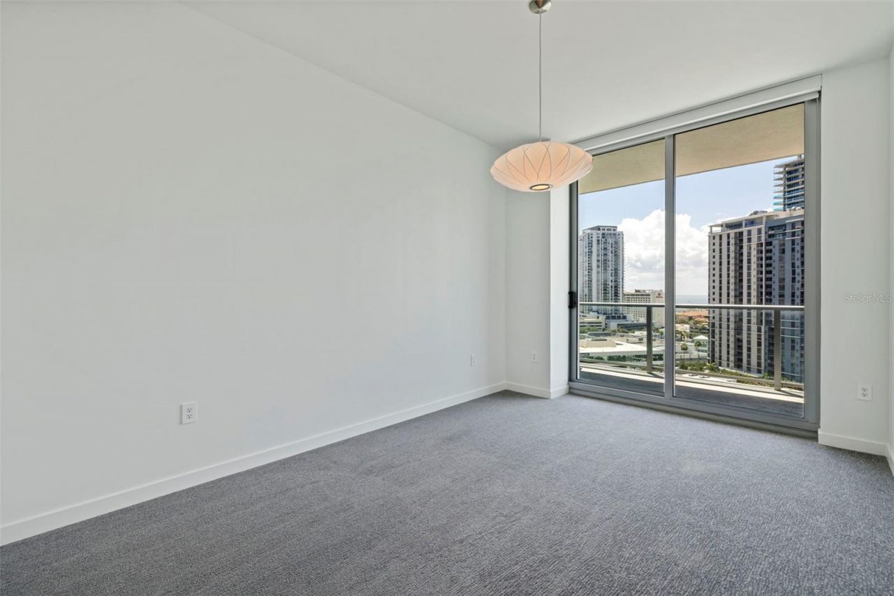 400 Central Avenue, Unit 1105, Saint Petersburg, FL 33701 Photo