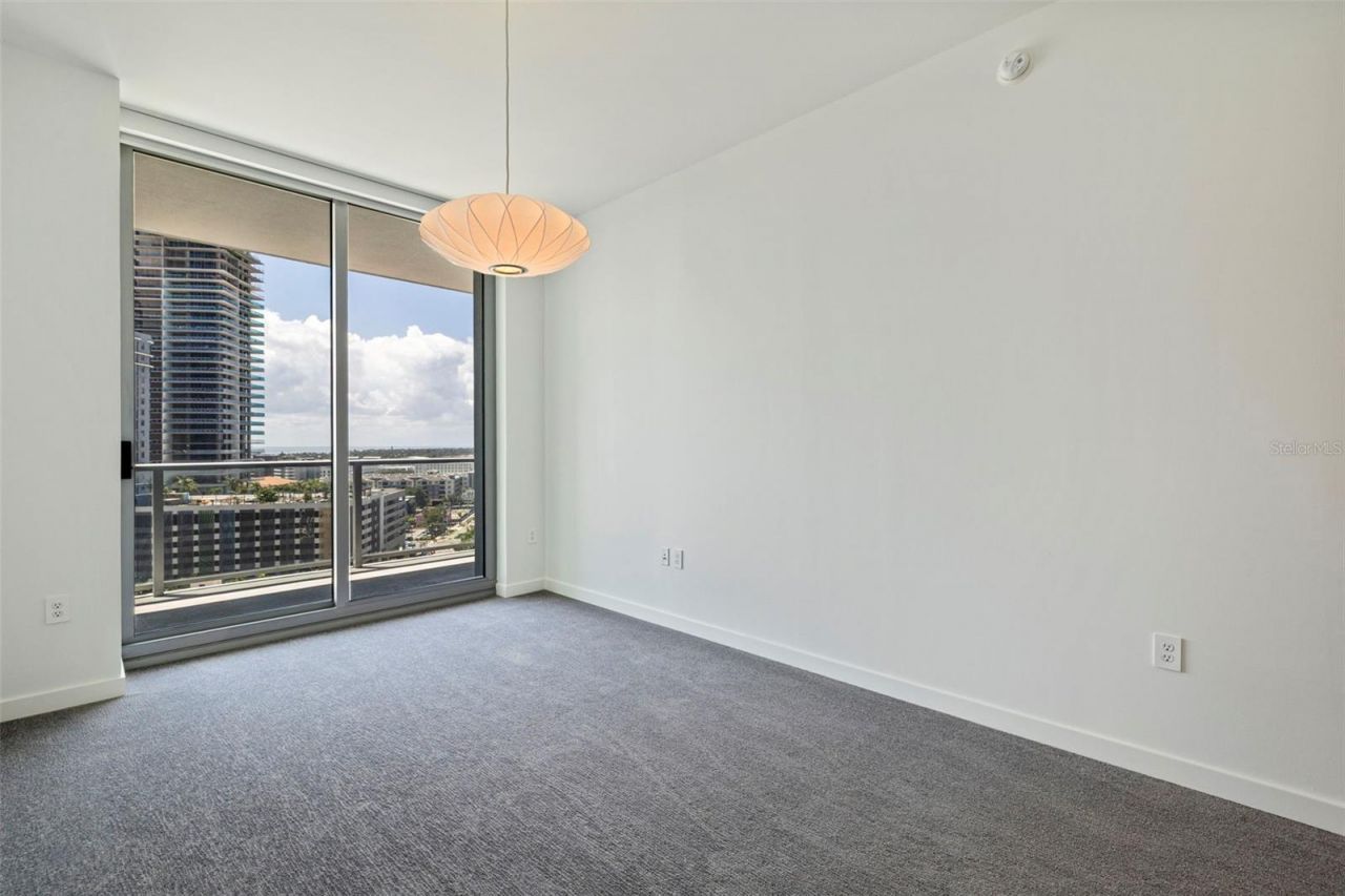 400 Central Avenue, Unit 1105, Saint Petersburg, FL 33701 Photo
