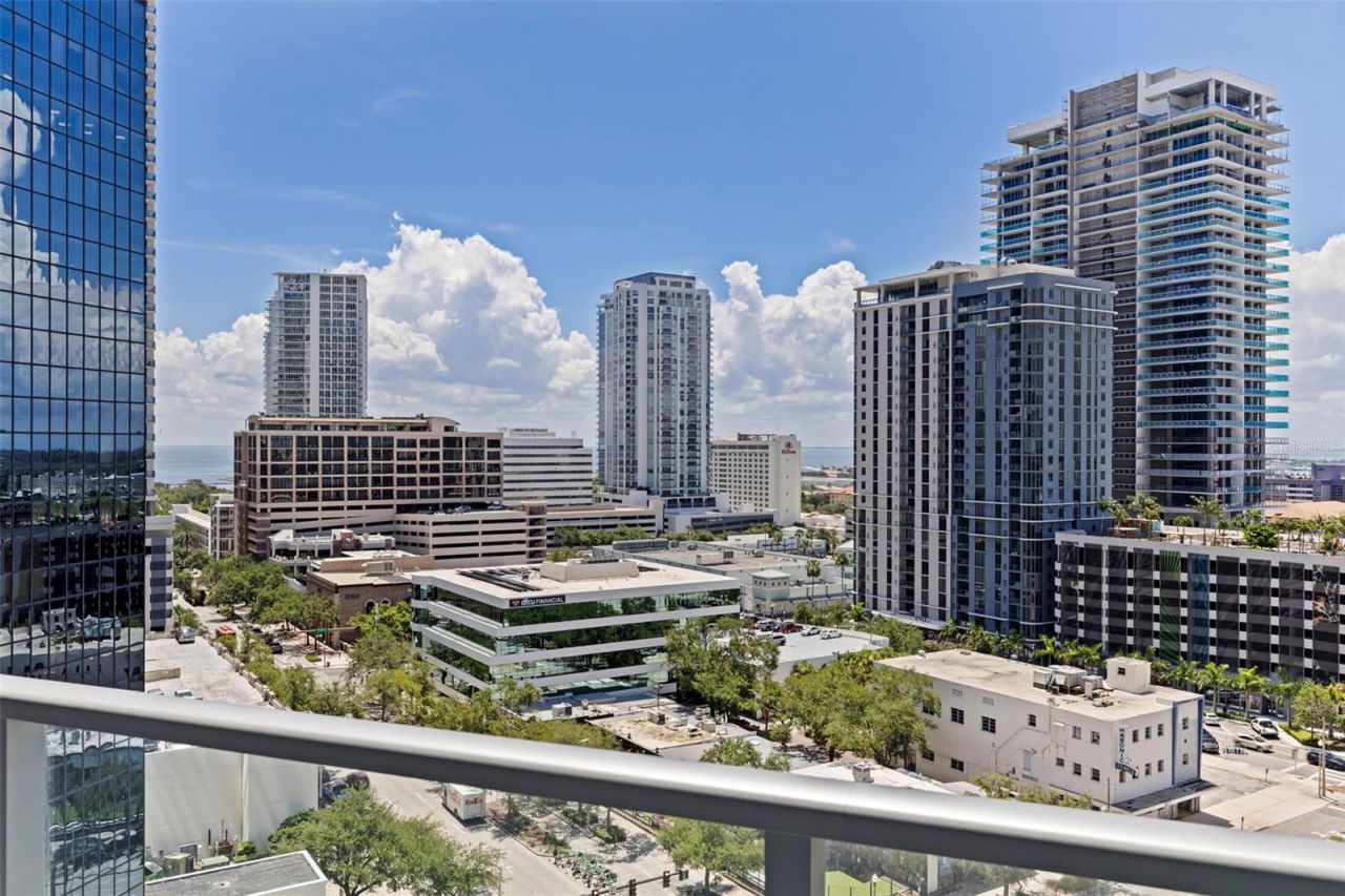 400 Central Avenue, Unit 1105, Saint Petersburg, FL 33701 Photo