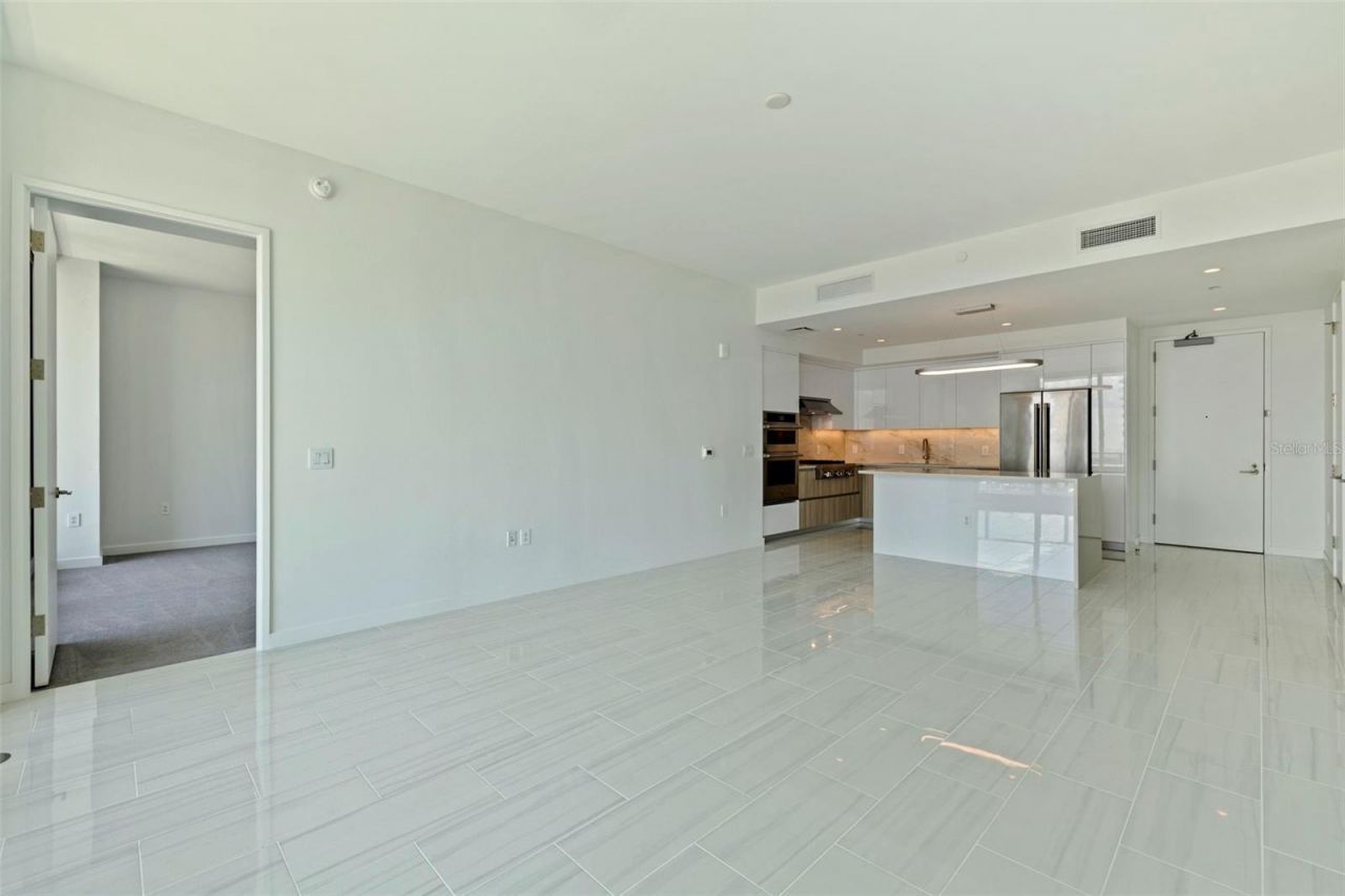 400 Central Avenue, Unit 1105, Saint Petersburg, FL 33701 Photo