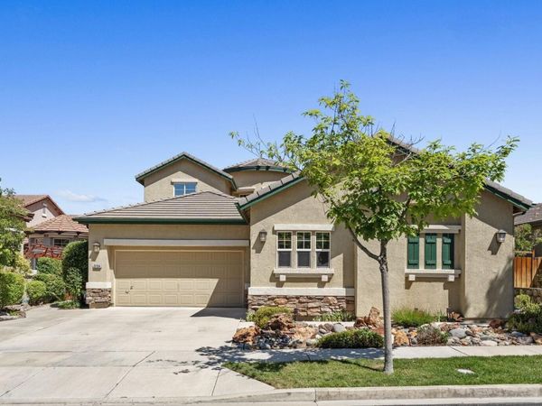 3194 Ten Mile Drive, Sparks, NV 89436