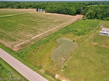 5160 Barnes Road, Millington Twp, MI 48746
