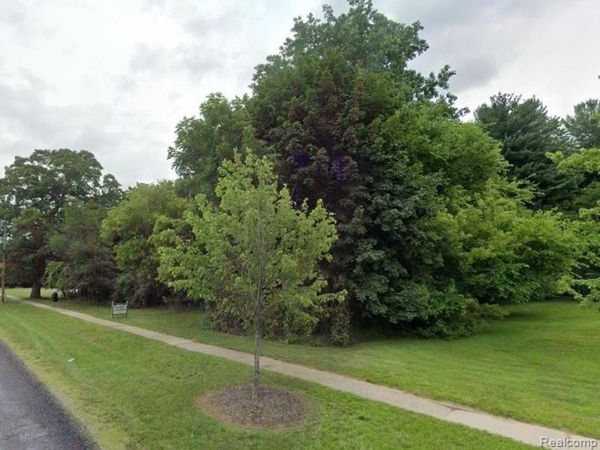 600 N 4TH Street , Chesaning Vlg, MI 48616