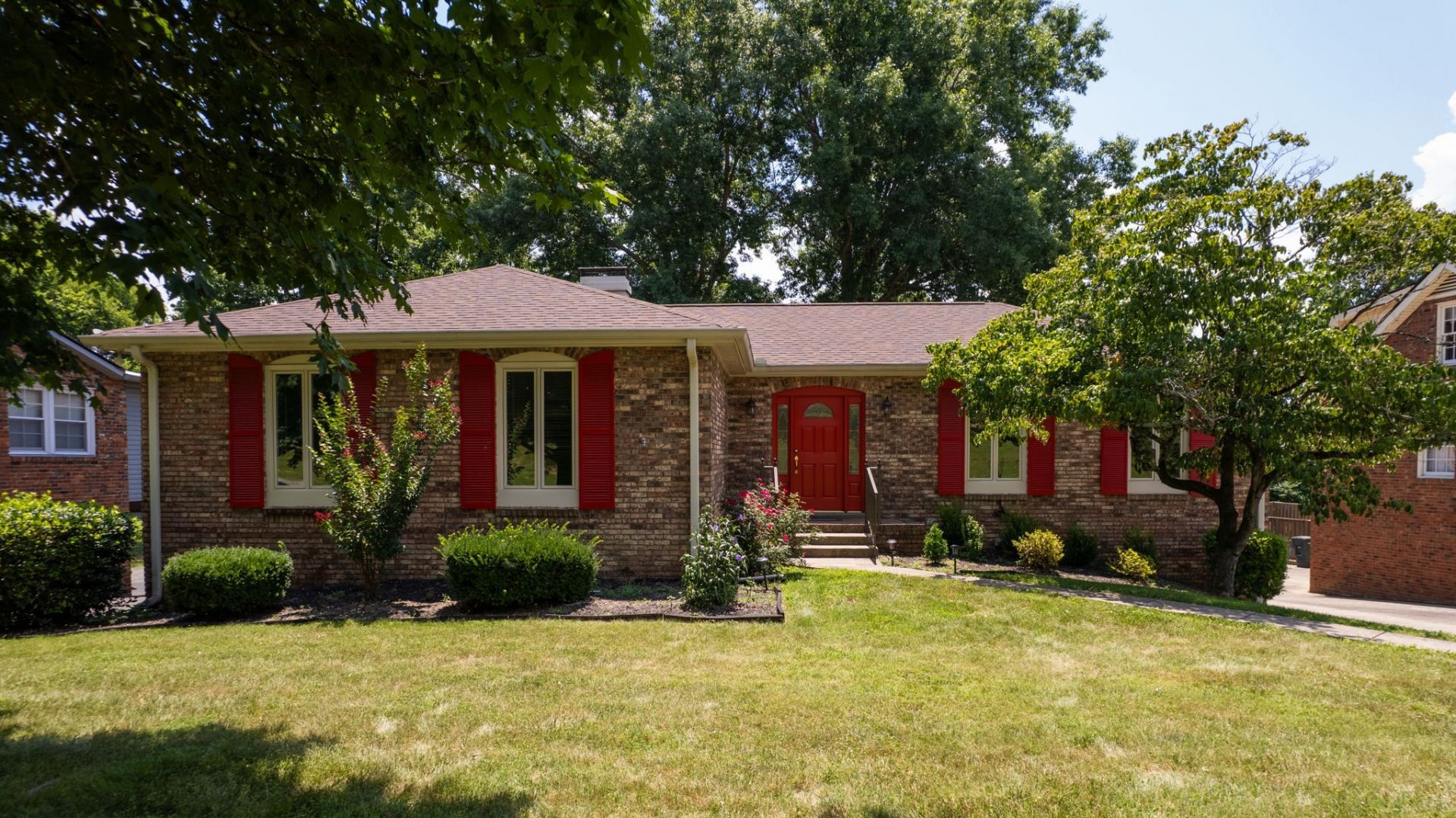 717 Goodpasture Ter, Nashville, TN 37221 Main Photo