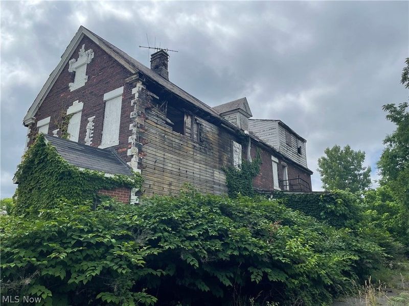 12808 Kinsman Road, Cleveland, OH 44120 Photo 6
