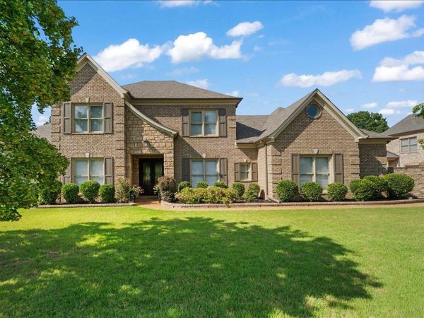 600 RIDGE PEAKS DR, Collierville, TN 38017