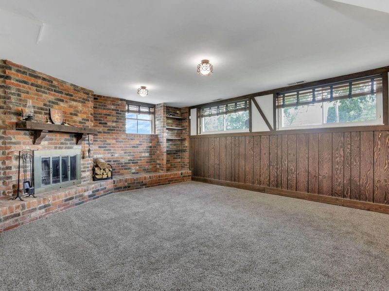 4896 Sullivant Avenue, Columbus, OH 43228 Photo 46